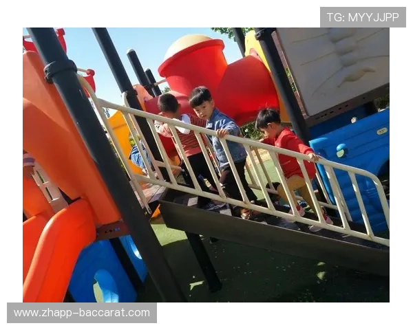 《回宿舍路上的欢乐时光：五款经典小游戏玩法详解》